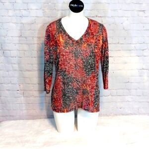 No Directions Woman's Thin V Neck Top M